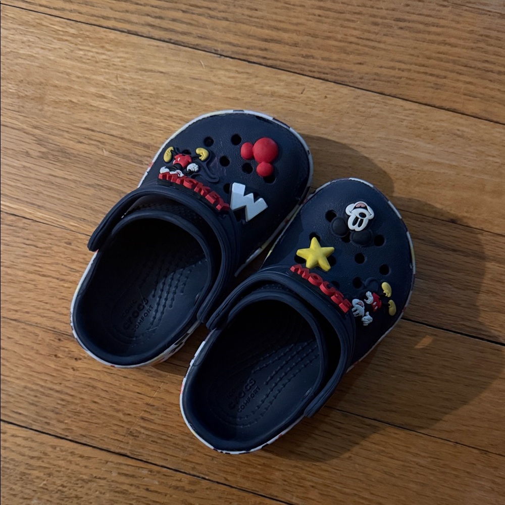 CROCS Kids Navy Disney